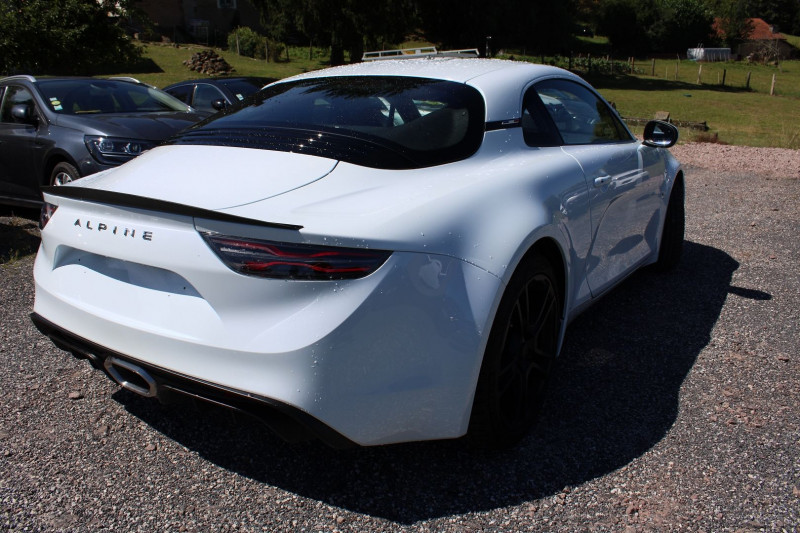 Photo 3 de l'offre de ALPINE A110 SPORT 1L8 TURBO 252CV BOITE AUTO + PALETTE GPS MI CUIR BACQUET JA 18 FULL LEDS à 59990€ chez Bougel transactions