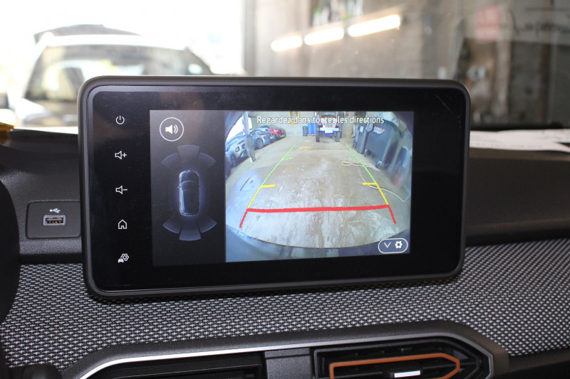 Photo 9 de l'offre de DACIA SANDERO 5 STEPWAY EXPRESSION TCE 90 CV GPS VIA CAMÉRA FULL LED RÉGULATEUR BOITE AUTO EDC à 20500€ chez Bougel transactions