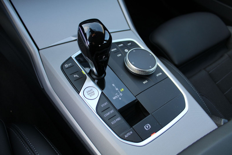 Photo 13 de l'offre de BMW SERIE 3 LOUNGE LUXE 320D 190 CV BOITE AUTO 8 CAMÉRA GRAND GPS 3D USB FULL LEDS BLUETOOTH à 37900€ chez Bougel transactions