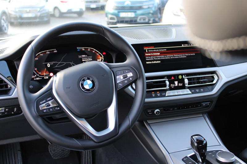 Photo 8 de l'offre de BMW SERIE 3 LOUNGE LUXE 320D 190 CV BOITE AUTO 8 CAMÉRA GRAND GPS 3D USB FULL LEDS BLUETOOTH à 37900€ chez Bougel transactions