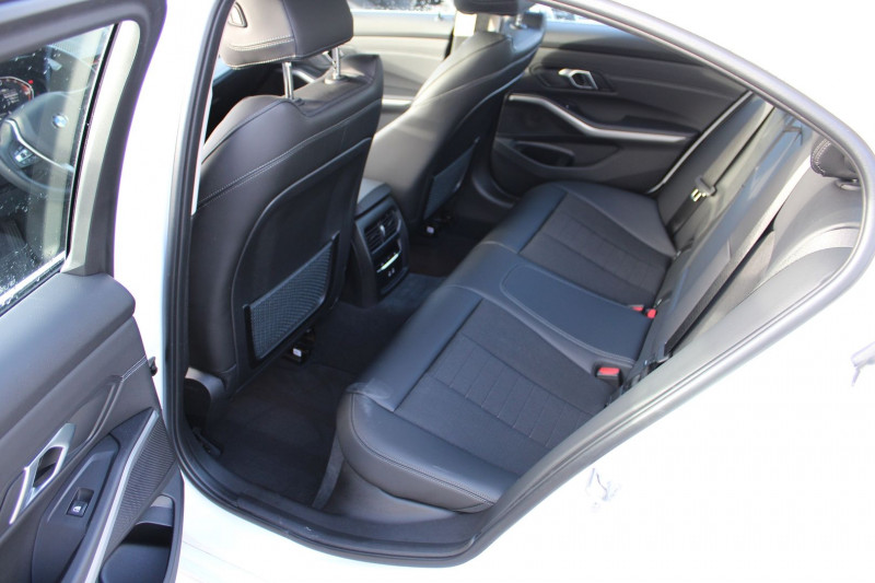 Photo 7 de l'offre de BMW SERIE 3 LOUNGE LUXE 320D 190 CV BOITE AUTO 8 CAMÉRA GRAND GPS 3D USB FULL LEDS BLUETOOTH à 37900€ chez Bougel transactions