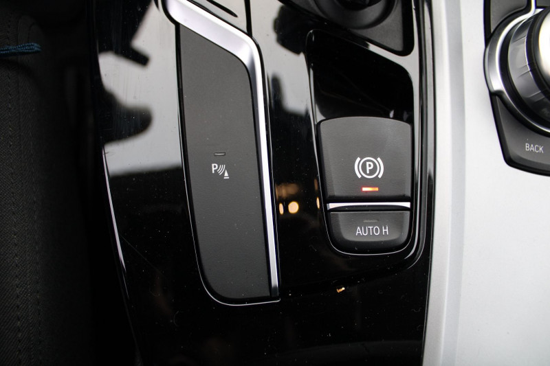 Photo 17 de l'offre de BMW X3 (G01) S-DRIVE 18 D DESIGN 150 CV GPS 3D FULL LED CAMÉRA I-COKPIT USB JA 17 BOITE AUTO à 33500€ chez Bougel transactions