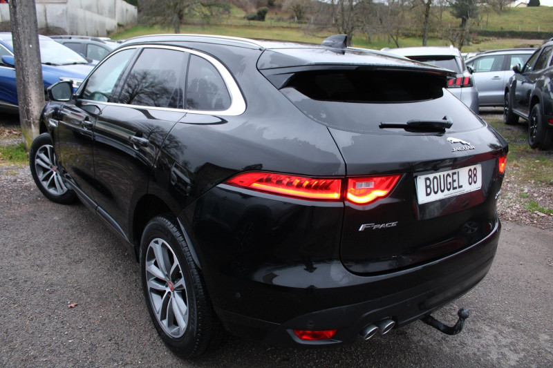 Photo 3 Jaguar F-PACE 2.0D 180CH R-SPORT 4X4 CUIR CAMÃRA GPS BOITE AUTO  ATTELAGE Diesel NOIR DIAMAND en vente chez Bougel transactions Photo 3 de l'offre de JAGUAR F-PACE 2.0D 180CH R-SPORT 4X4 CUIR CAMÃRA GPS BOITE AUTO  ATTELAGE à 26900€ chez Bougel transactions