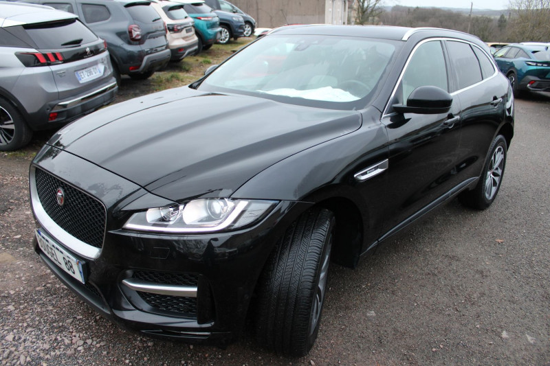 Photo 4 de l'offre de JAGUAR F-PACE 2.0D 180CH R-SPORT 4X4 à 36790€ chez Bougel transactions