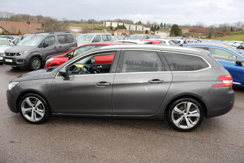 Photo 13 de l'offre de PEUGEOT 308 III SW TECH EDITION ESSENCE 130 CV CLIM USB GPS 3D JA 17 PARK ASSIST CAMÉRA RÉGULATEUR à 14990€ chez Bougel transactions