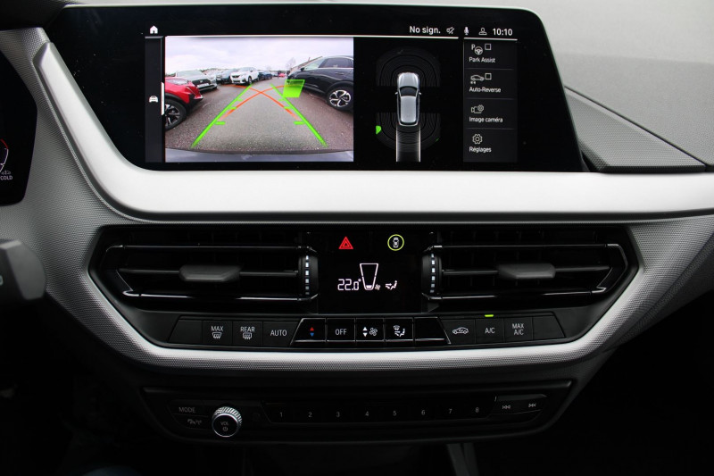 Photo 17 de l'offre de BMW SERIE 1 BUSINESS DESIGN 116D BOITE 6V CAMÉRA GRAND GPS 3D USB ABS   FULL LEDS à 26500€ chez Bougel transactions