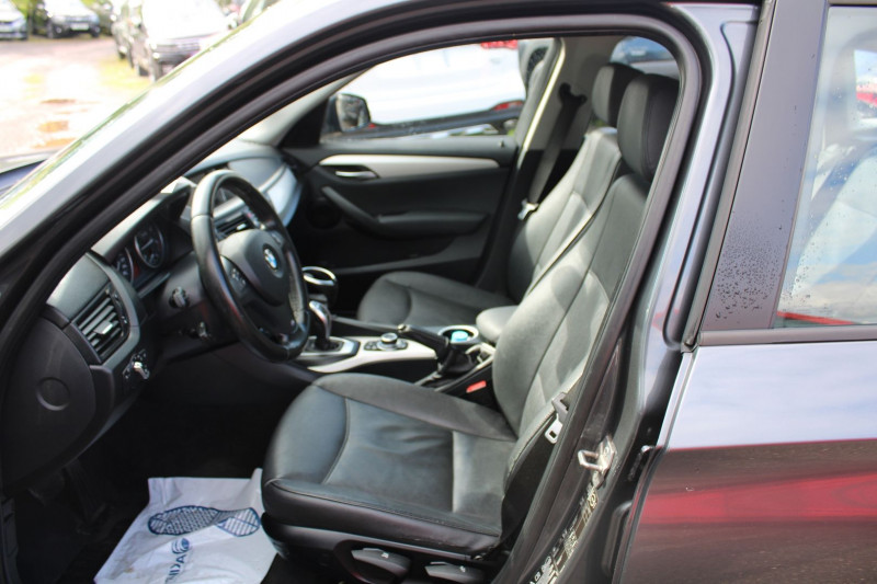 Photo 8 de l'offre de BMW X1 LOUNGE 2LD (4X4) X-DRIVE 184 CV GPS 3D ATTELAGE USB JA 17 RÉGULATEUR BOITE AUTO à 14990€ chez Bougel transactions