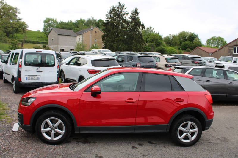 Photo 5 de l'offre de AUDI Q2 DÉSIGN 1L6 TDI 116 CV S-TRONIC 7 BOITE AUTO GPS REGULATEUR BLUETOOTH USB  LEDS à 22900€ chez Bougel transactions