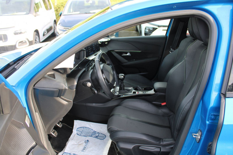 Photo 6 de l'offre de PEUGEOT 208 III GT BLUE HDI 100 CV GPS 3D CAMÉRA FULL LED TRIDENT USB JA 17 I-COKPIT RÉGULATEUR à 18990€ chez Bougel transactions