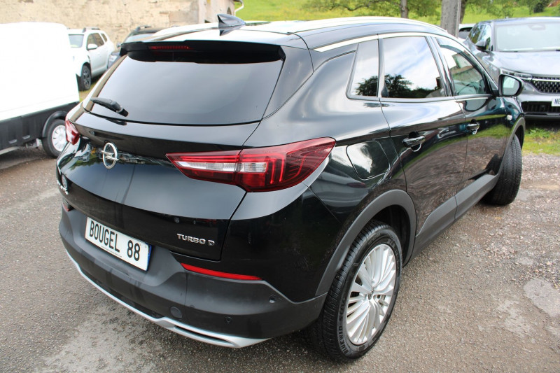 Photo 2 de l'offre de OPEL GRANDLAND X DESIGN LINE BLUE HDI 130 CV GPS 3D CLIM USB RE JA 18 RÉGULATEUR BOITE AUTO EAT-8 à 16990€ chez Bougel transactions