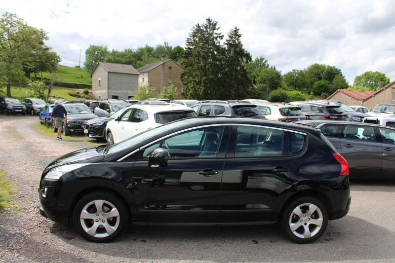 Photo 5 de l'offre de PEUGEOT 3008 II 1.6 E-HDI 115 CV BUSINESS GPS 3D USB JA 17 RADAR BLUETOOTH RÉGULATEUR BOITE AUTO à 10990€ chez Bougel transactions