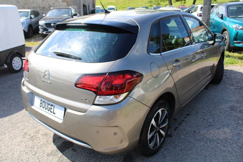 Photo 2 de l'offre de CITROEN C4 III MILLENIUM 110 CV ESSENCE GPS 3D CLIM AUDIO USB JA 16 RADAR BLUETOOTH RÉGULATEUR à 9990€ chez Bougel transactions