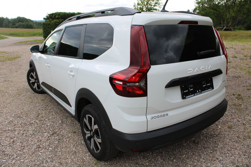 Photo 2 de l'offre de DACIA JOGGER STEPWAY TCE 110 REGULATEUR BLUETOOTH FULL LEDS GPS LINK USB CLIMAT ABS ACCOUDOIR à 18990€ chez Bougel transactions