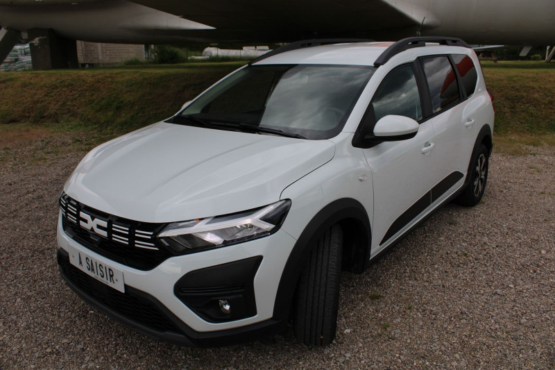 Photo 5 de l'offre de DACIA JOGGER STEPWAY TCE 110 REGULATEUR BLUETOOTH FULL LEDS GPS LINK USB CLIMAT ABS ACCOUDOIR à 18990€ chez Bougel transactions