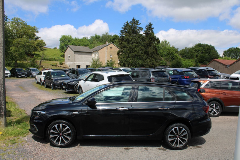 Photo 5 de l'offre de FIAT TIPO SW LOUNGE JTD 120 CV ÉCRAN TACTILE USB JA 17 U-CONNECT RADAR RÉGULATEUR BLUETOOTH à 13500€ chez Bougel transactions