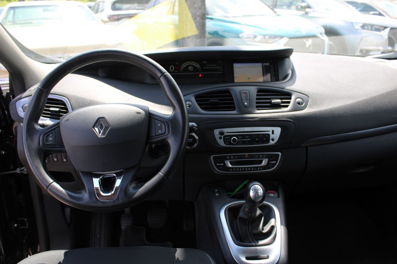 Photo 11 de l'offre de RENAULT SCENIC III TCE 115 CV ENERGY LIMITED GPS 3D CLIM MP3 USB JA 17 RADAR BLUETOOTH RÉGULATEUR à 9990€ chez Bougel transactions