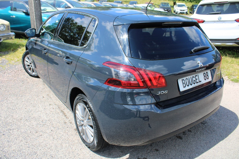 Photo 3 de l'offre de PEUGEOT 308 III 2L BLUE HDI 150 CV ALLURE GPS 3D CAMÉRA MI/CUIR RE USB JA 6 BLUETOOTH RÉGULATEUR à 14500€ chez Bougel transactions