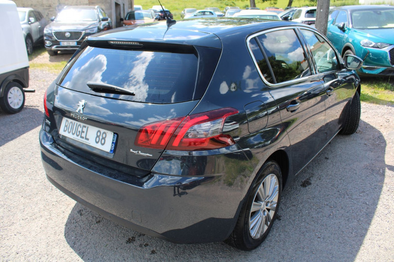 Photo 2 de l'offre de PEUGEOT 308 III 2L BLUE HDI 150 CV ALLURE GPS 3D CAMÉRA MI/CUIR RE USB JA 6 BLUETOOTH RÉGULATEUR à 14500€ chez Bougel transactions