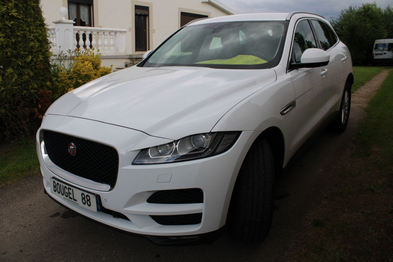 Photo 4 de l'offre de JAGUAR F-PACE 2LD180 PRESTIGE BOITE AUTO X8 CUIR GPS CAMÉRA RÉGULATEUR BLUETOOTH LEDS USB 4X4 à 29990€ chez Bougel transactions