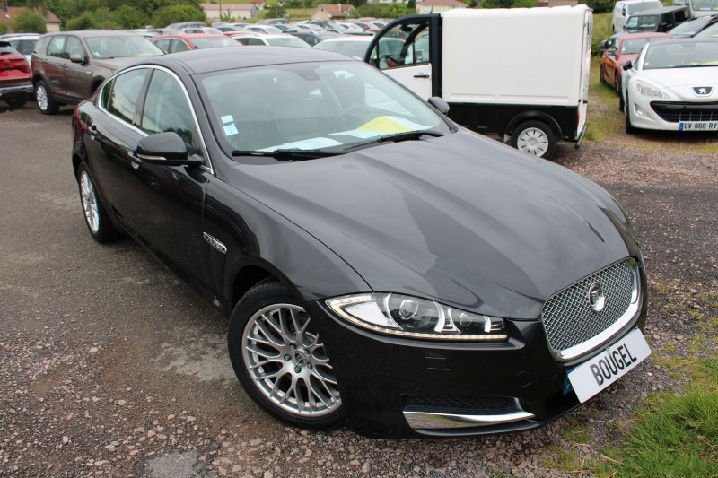 Photo 2 de l'offre de JAGUAR XF PACK LUXE 2L2 DIESEL 200 CV GPS 3D XÉNON+LED CAMÉRA JA 18 RÉGULATEUR BOITE AUTO à 13500€ chez Bougel transactions