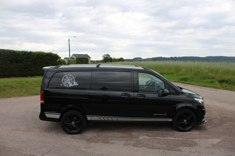 Photo 7 de l'offre de MERCEDES-BENZ VITO "PACK AMG" 114 CDI EXTRA-LONG GPS 3D CAMÃRA FULL LED USB JA 19 BOITE 7G-TRONIC à 36500€ chez Bougel transactions