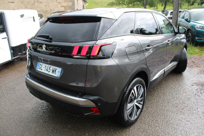 Photo 3 de l'offre de PEUGEOT 3008 PHASE 4 ALLURE 130 CV ESSENCE GPS 3D CAMÉRA FULL LED AUDIO USB JA 18 I-COKPIT RÉGULATEUR à 24990€ chez Bougel transactions