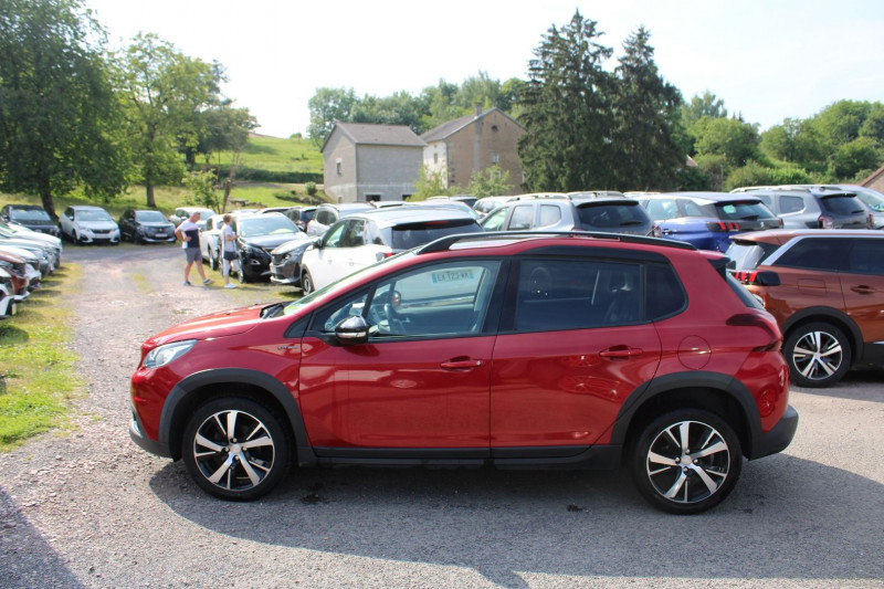 Photo 5 de l'offre de PEUGEOT 2008 II BLUE HDI 100 CV GT-LINE GPS 3D USB RE JA 17 TOIT PANO RADAR BLUETOOTH RÉGULATEUR à 12500€ chez Bougel transactions