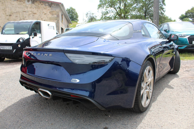 Photo 3 de l'offre de ALPINE A110 LEGENDE GT TURBO 252 NUMÉROTÉE LIMITÉE 217/400 BOITE AUTO CAMÉRA CUIR GPS 2X USB à 65000€ chez Bougel transactions