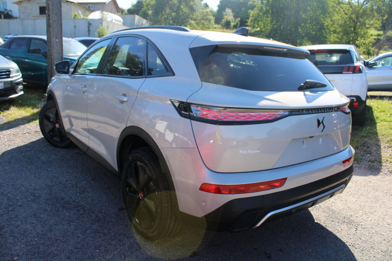 Photo 3 de l'offre de DS DS 7 CROSSBACK PERFORMANCE LINE GPS 3D HDI 130 CV CAMÉRA USB FULL LED PK HIVER BOITE AUTO EAT-8 à 38500€ chez Bougel transactions