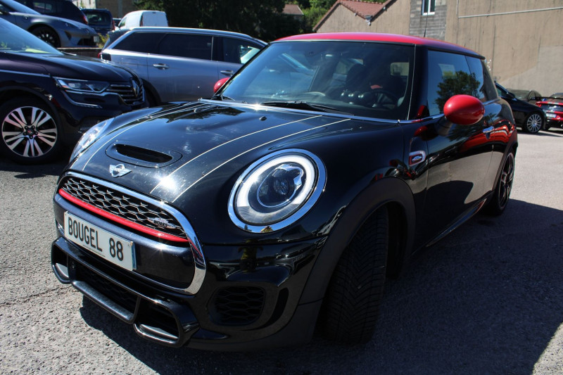 Photo 5 de l'offre de MINI MINI JOHN COOPER WORKS  231 CV  CLIM GPS 3D USB FULL LED JA 18 CUIR/ALCANTARA BACQUET à 21990€ chez Bougel transactions