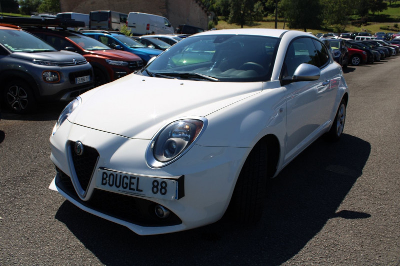 Photo 4 de l'offre de ALFA ROMEO MITO 1L5 MPI 78 CV EDIZIONE ESSENCE ÉCRAN TACTILE MP3 USB JA 16 BLUETOOTH RÉGULATEUR à 9990€ chez Bougel transactions