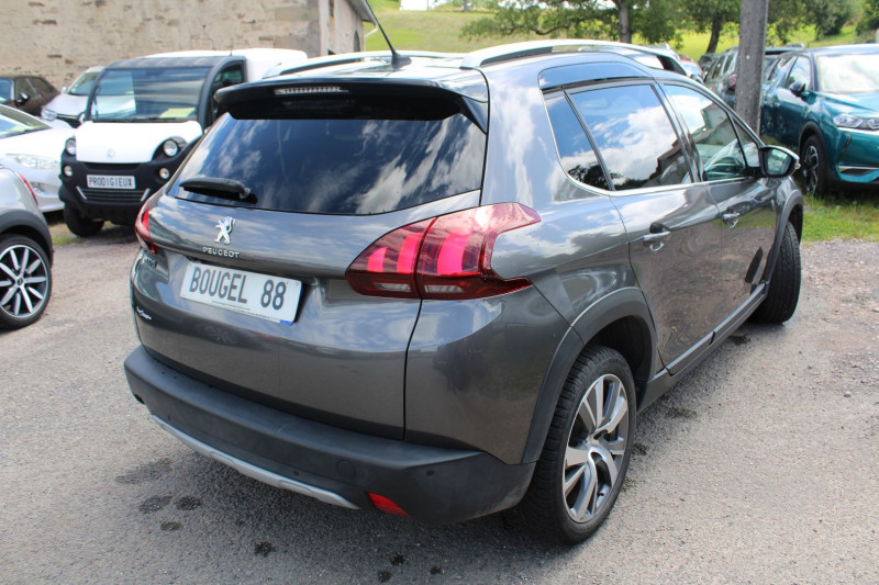 Photo 2 de l'offre de PEUGEOT 2008 II CROSSWAY 130 CV ESSENCE GPS 3D CAMÉRA ATTELAGE JA 17 TOIT PANO GRIP RÉGULATEUR à 13990€ chez Bougel transactions