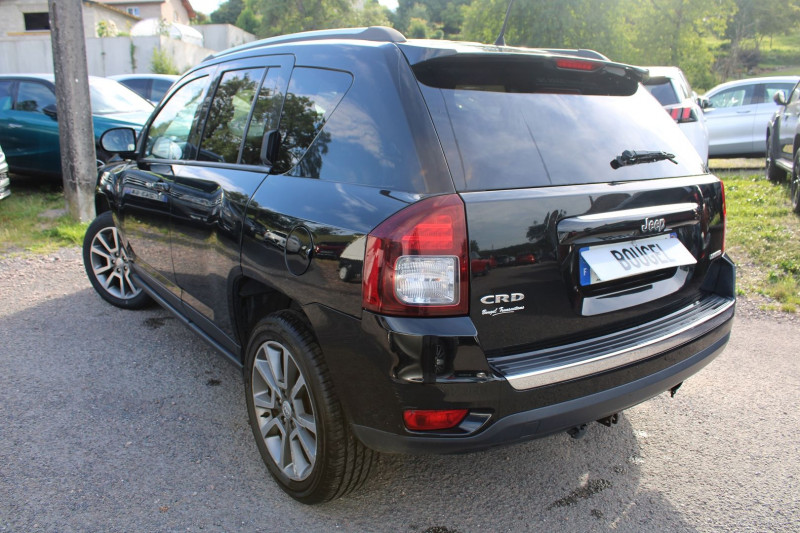 Photo 4 de l'offre de JEEP COMPASS 2L2 CRD 136CV LIMITED DIESEL BOITE 6 CAMÉRA CUIR GPS MÉDIA TOIT OUVRANT ATTELAGE à 10990€ chez Bougel transactions