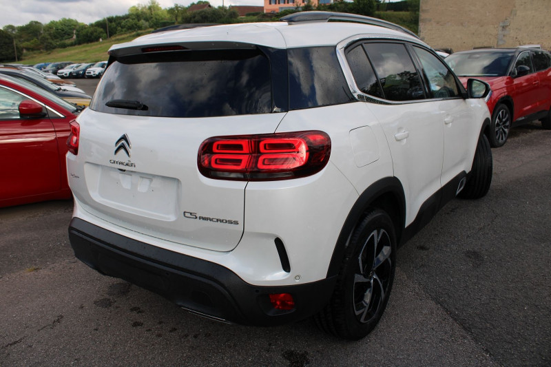 Photo 3 de l'offre de CITROEN C5 AIRCROSS BLUEHDI 180 EAT8 BOITE AUTO CAMÉRA GRAND GPS 3D FULL LEDS TOIT OUVRANT PANO à 25700€ chez Bougel transactions