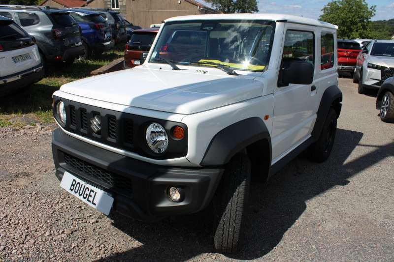 Photo 4 de l'offre de SUZUKI JIMNY III 1L5 VVT 102CV PRIVIÈGE 4X4 ATTELAGE RÉGULATEUR BLUETOOTH SIÈGES CHAUF. CLIM USB à 25900€ chez Bougel transactions