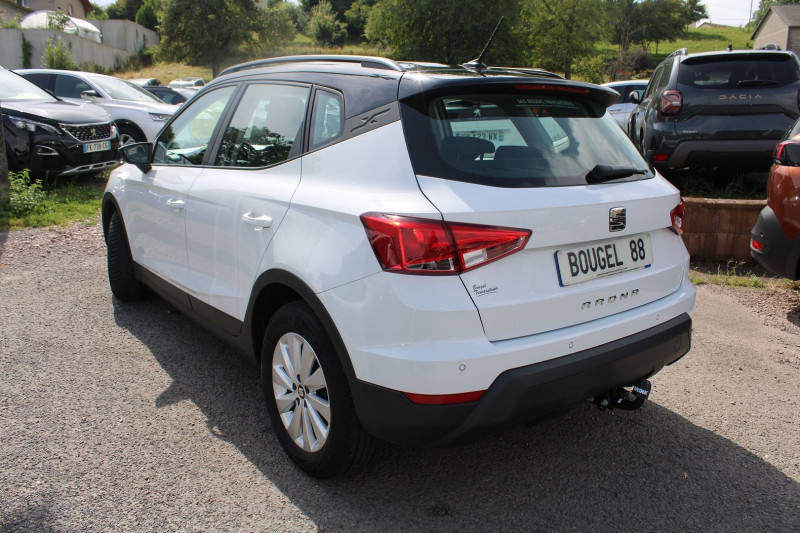 Photo 3 de l'offre de SEAT ARONA TSI XCELLENCE ESSENCE CLIM GPS 3D USB JA 16 ATTELAGE RADAR BLUETOOTH RÉGULATEUR à 14990€ chez Bougel transactions