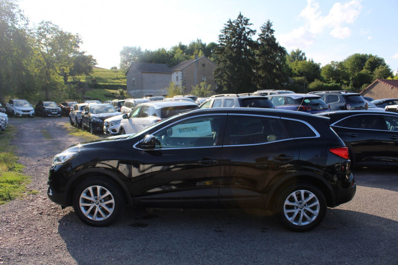 Photo 5 de l'offre de RENAULT KADJAR BUSINESS 1L5 DCI 110 CV GPS 3D CLIM AUDIO USB JA 17 RADAR BLUETOOTH RÉGULATEUR à 14500€ chez Bougel transactions