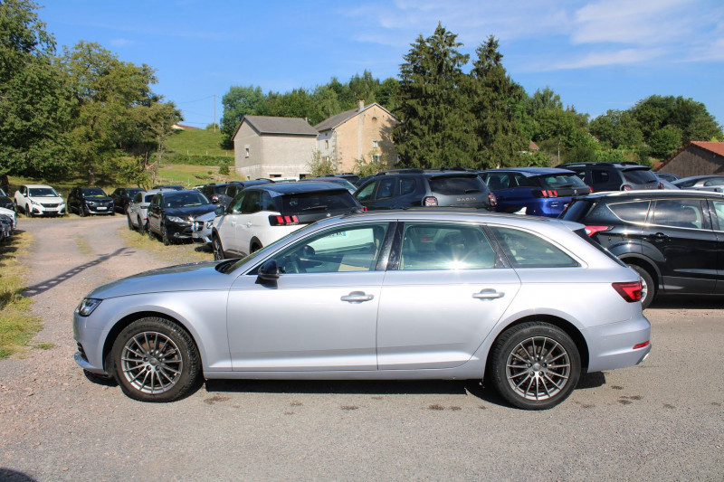 Photo 5 de l'offre de AUDI A4 AVANT 30 TDI   BUSINESS  S TRONIC 7 à 25900€ chez Bougel transactions