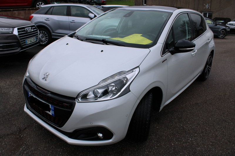 Photo 4 de l'offre de PEUGEOT 208 II 1L2 GT LINE ESSENCE 110 CV SPORT LUXE CAMÉRA TOIT PANO LEDS USB GPS RÉGULATEUR à 11990€ chez Bougel transactions