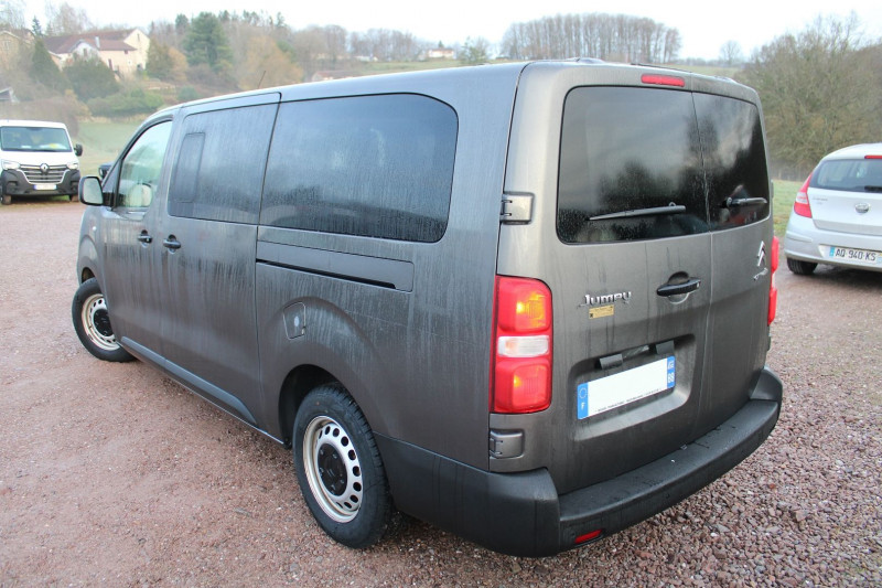 Photo 3 de l'offre de CITROEN JUMPY SPACE TOURER CONFORT BLUE HDI 115 CV  9 PLACES  USB RADAR BLUETOOTH RÉGULATEUR TVA=17920 E HT à 21500€ chez Bougel transactions