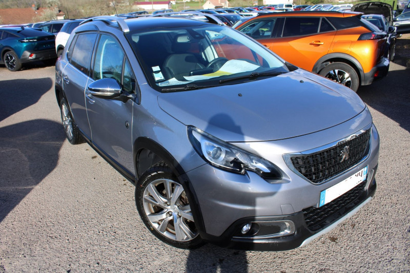 Peugeot 2008 II CROSSWAY 110 CV ESSENCE GPS 3D CAMÉRA TOIT PANO RE JA 17 GRIP CONTROL RÉGULATEUR Essence GRIS ARTENSE Occasion à vendre