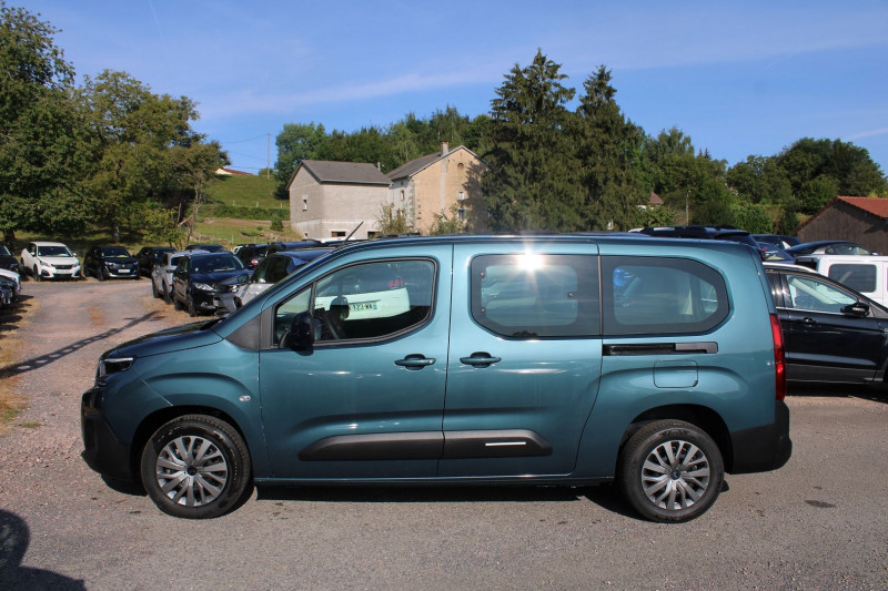 Photo 5 de l'offre de CITROEN BERLINGO 5 XL PLUS BLUE HDI 130 CV GPS CARPLAY CAMÉRA I-COKPIT FULL LED BLUETOOTH RÉGULATEUR à 26990€ chez Bougel transactions