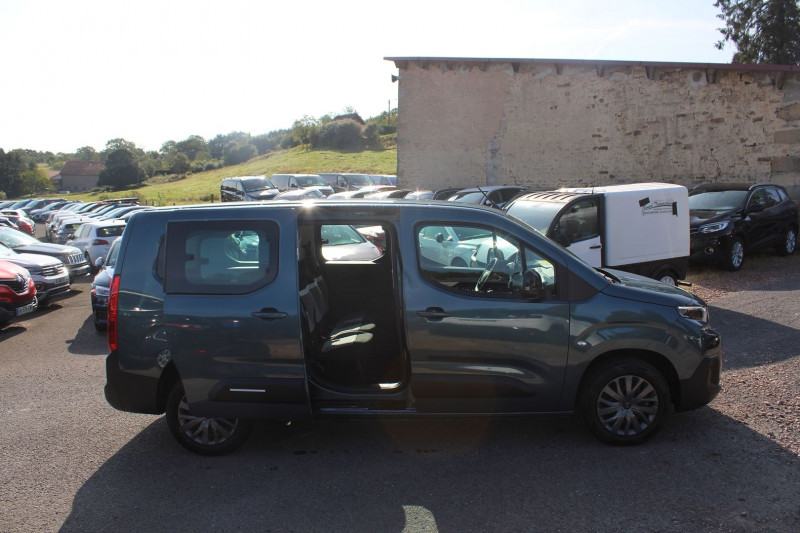 Photo 8 de l'offre de CITROEN BERLINGO 5 XL PLUS BLUE HDI 130 CV GPS CARPLAY CAMÉRA I-COKPIT FULL LED BLUETOOTH RÉGULATEUR à 26990€ chez Bougel transactions