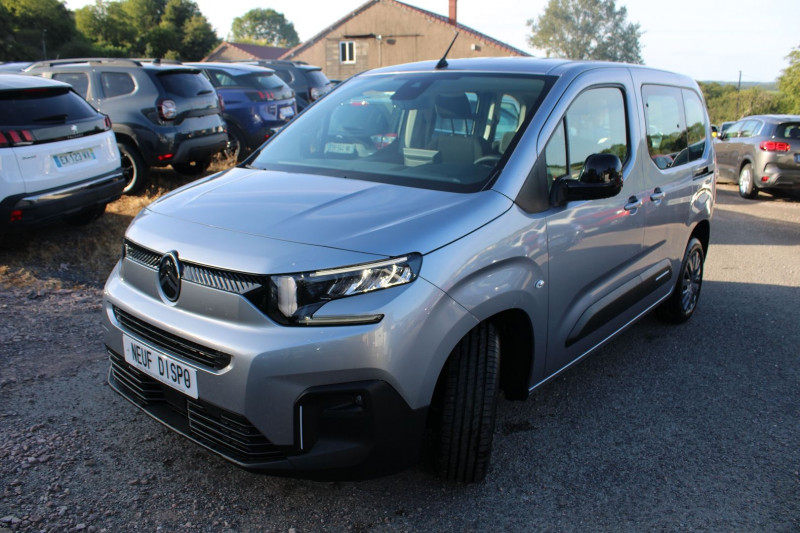 Photo 5 de l'offre de CITROEN BERLINGO 5 BLUE HDI 100 CV PLUS GPS CARPLAY CAMÉRA I-COKPIT FULL LED BLUETOOTH RÉGULATEUR à 24900€ chez Bougel transactions