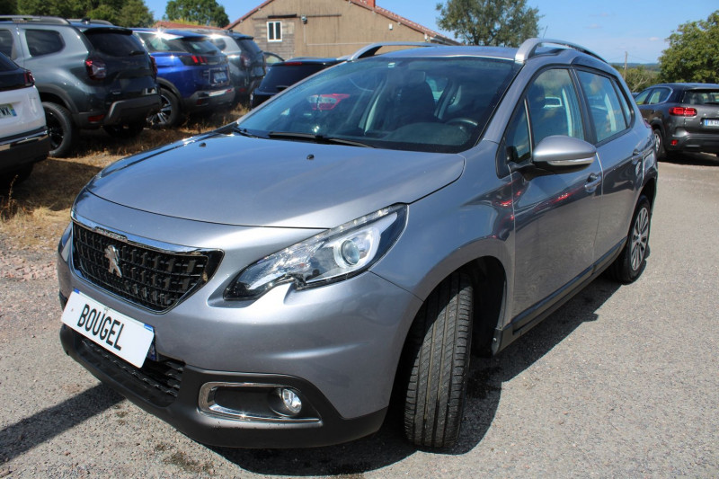 Photo 4 de l'offre de PEUGEOT 2008 II BLUE HDI 100 CV ACTIVE CLIM GPS 3D ATTELAGE USB BLUETOOTH RÉGULATEUR BOITE AUTO à 12500€ chez Bougel transactions