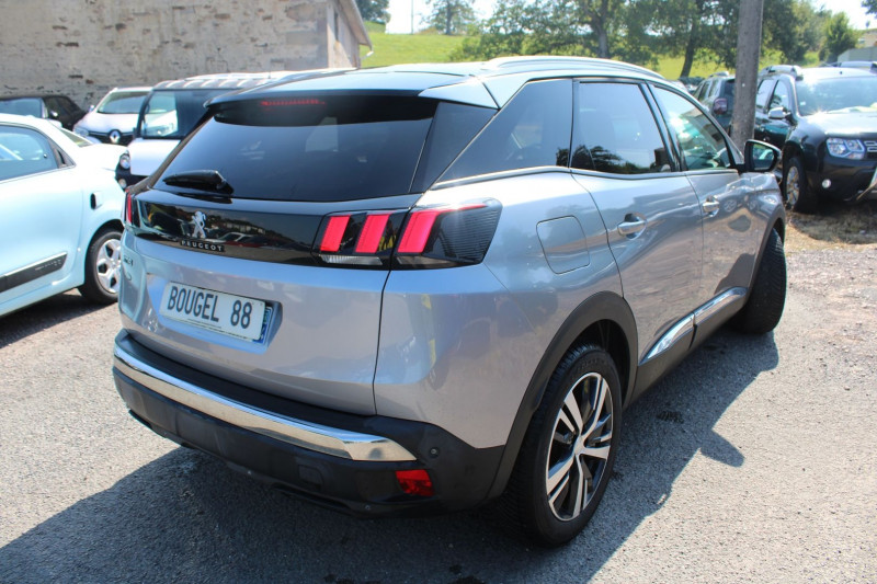 Photo 2 de l'offre de PEUGEOT 3008 III BLUE HDI 120 CV ALLURE GPS 3D CAMÉRA I-COKPIT MP3 USB JA 18 BLUETOOTH RÉGULATEUR à 12990€ chez Bougel transactions