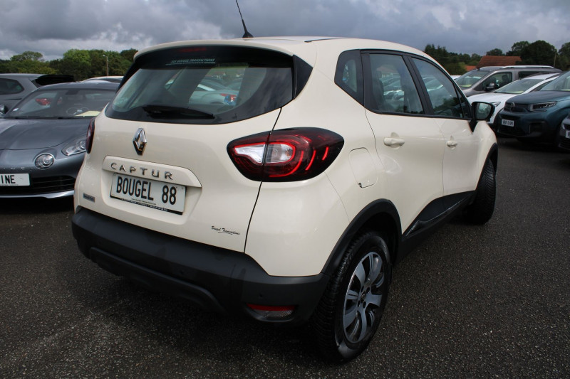 Photo 2 de l'offre de RENAULT CAPTUR II BUSINESS AFFAIRE TCE 90 CV GPS 3D CLIM RADAR BLUETOOTH RÉGULATEUR TVA=8750 E HT à 10500€ chez Bougel transactions