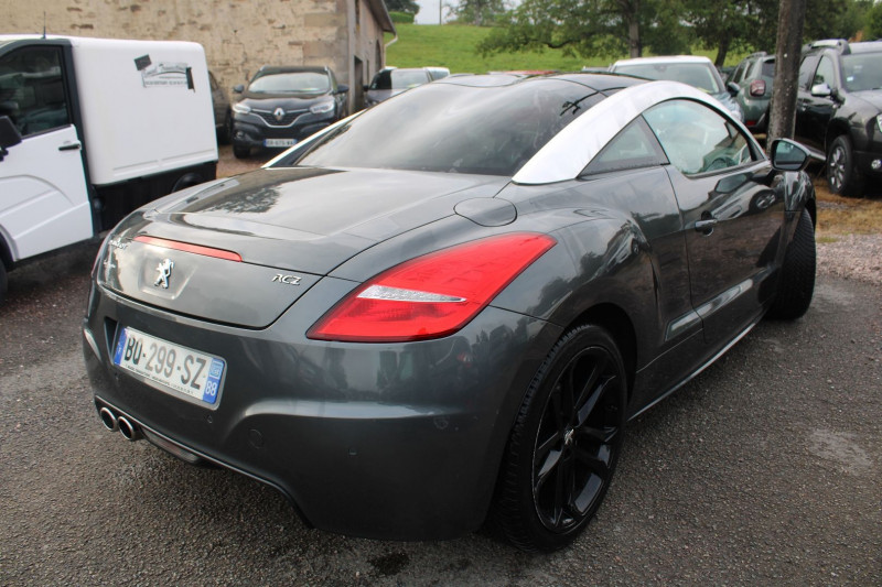 Photo 2 de l'offre de PEUGEOT RCZ 1L6 THP 200 CV TURBO CUIR SIÉGES ELEC/CHAUF GPS MÉDIA BLUETOOTH RÉGULATEUR JA 19 à 12500€ chez Bougel transactions