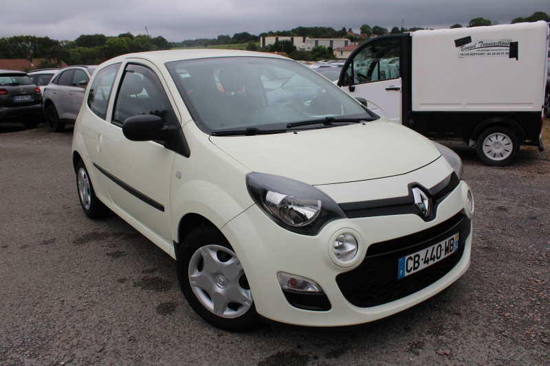 Renault TWINGO II AUTHENTIQUE ECO² 1L2 LEV 16V 75 CV AUDIO MP3 USB ORDINATEUR DE BORD RÉGULATEUR Essence BLANC VANILLE Occasion à vendre