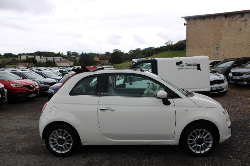 Photo 5 de l'offre de FIAT 500 CABRIOLET 1L2 LOUNGE MI CUIR CLIMAT ABS HIFI JANTES ALU  BICOLOR  DÉCAPOTABLE à 8700€ chez Bougel transactions